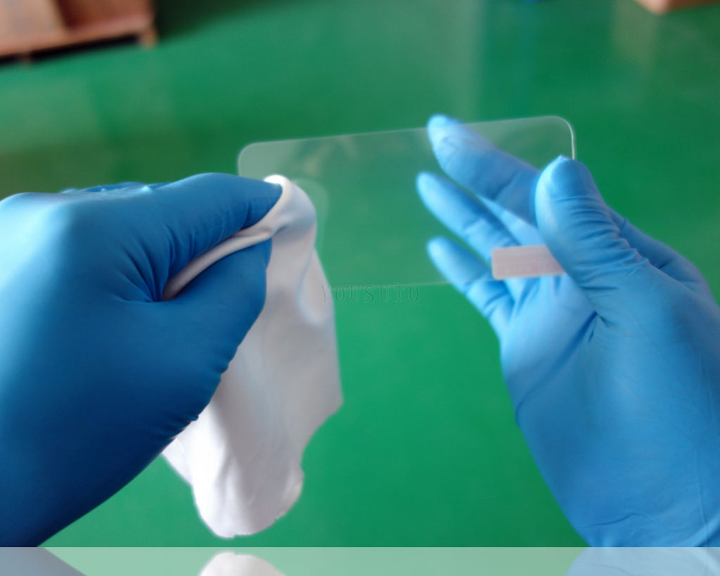 理解实验室和洁净室手套的AQL：保护双手的重要性